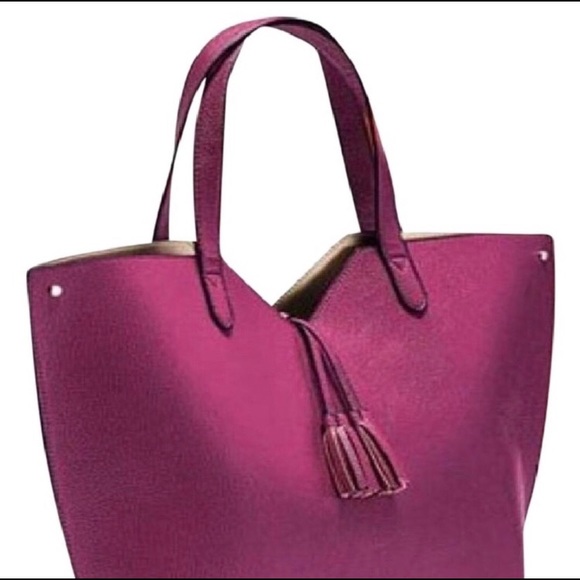 Neiman Marcus Handbags - Neiman Marcus tote bag